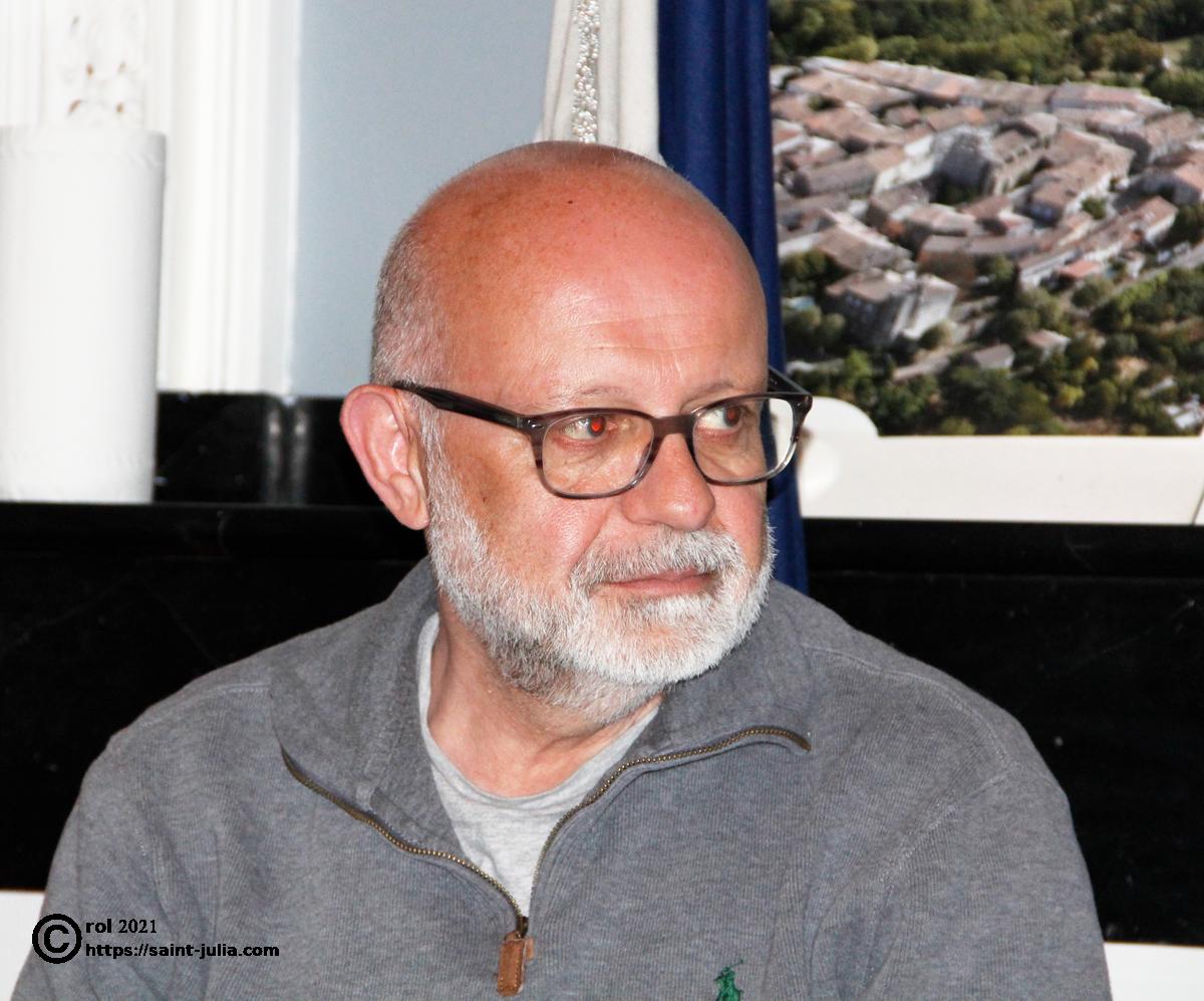 Christian Lagente avec un nouveau conseil municipal Christian Lagente avec un nouveau conseil municipal