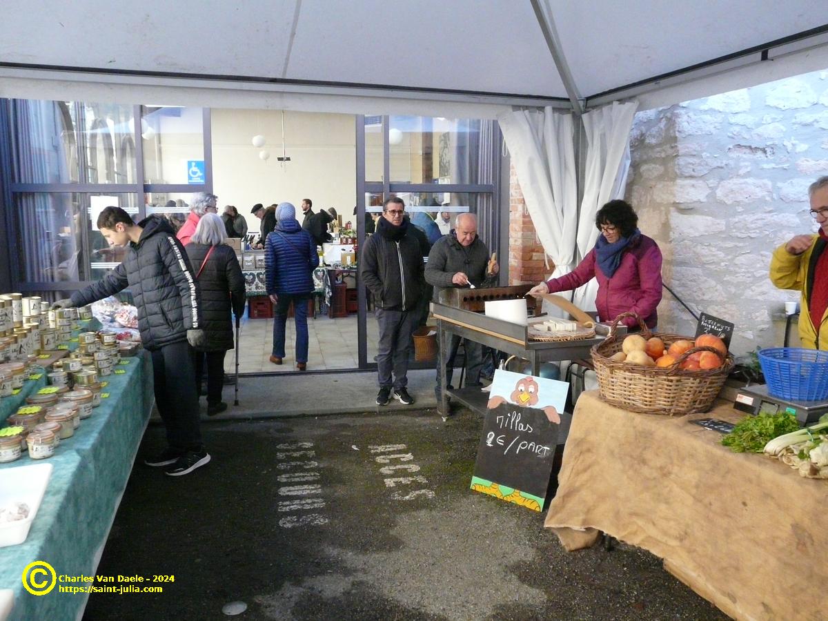 stjulia_20231217_foire_chapons_02.jpg