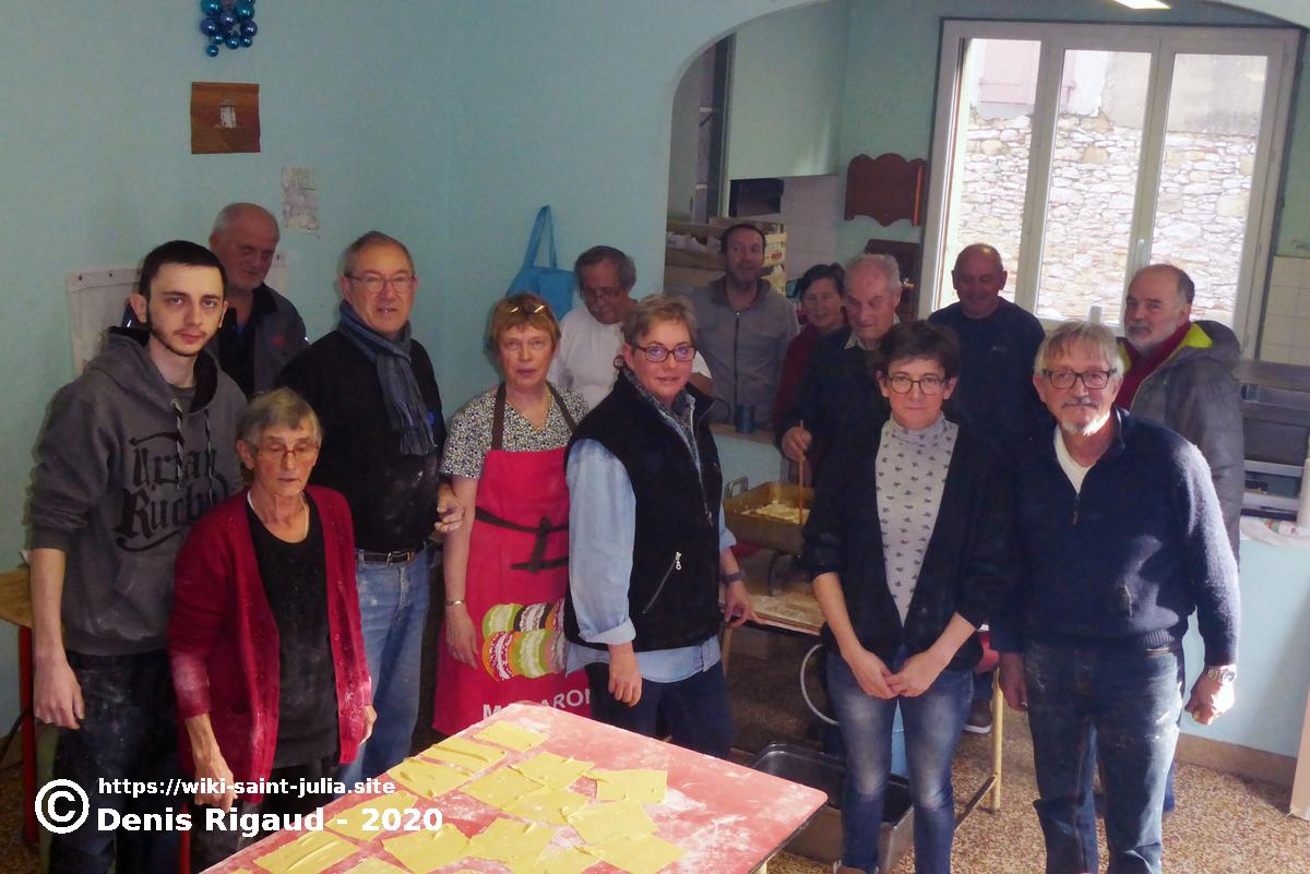 2017_f_aux_chapons_p1000653c.jpg 2017_f_aux_chapons_p1000653c.jpg