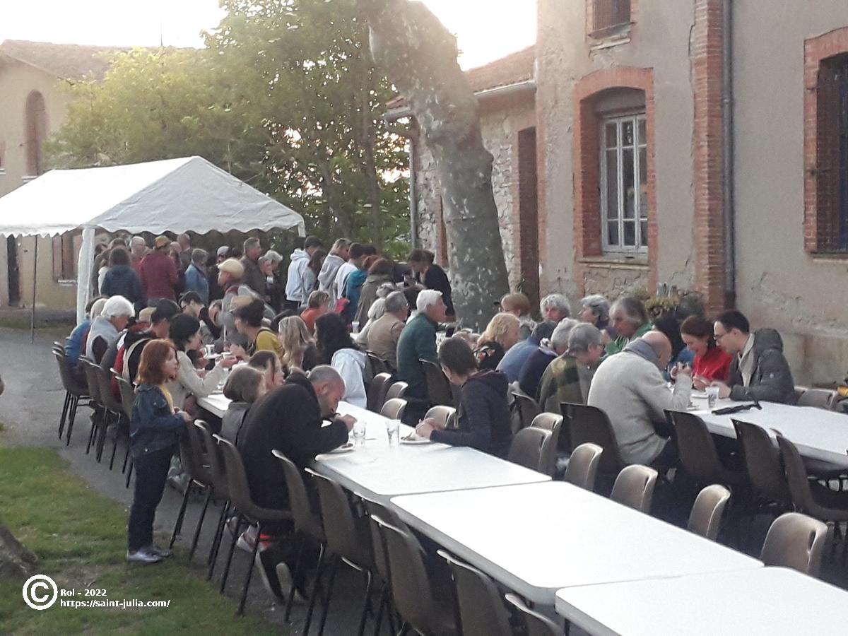 stjulia_20220507_potapeau_rol_03.jpg stjulia_20220507_potapeau_rol_03.jpg