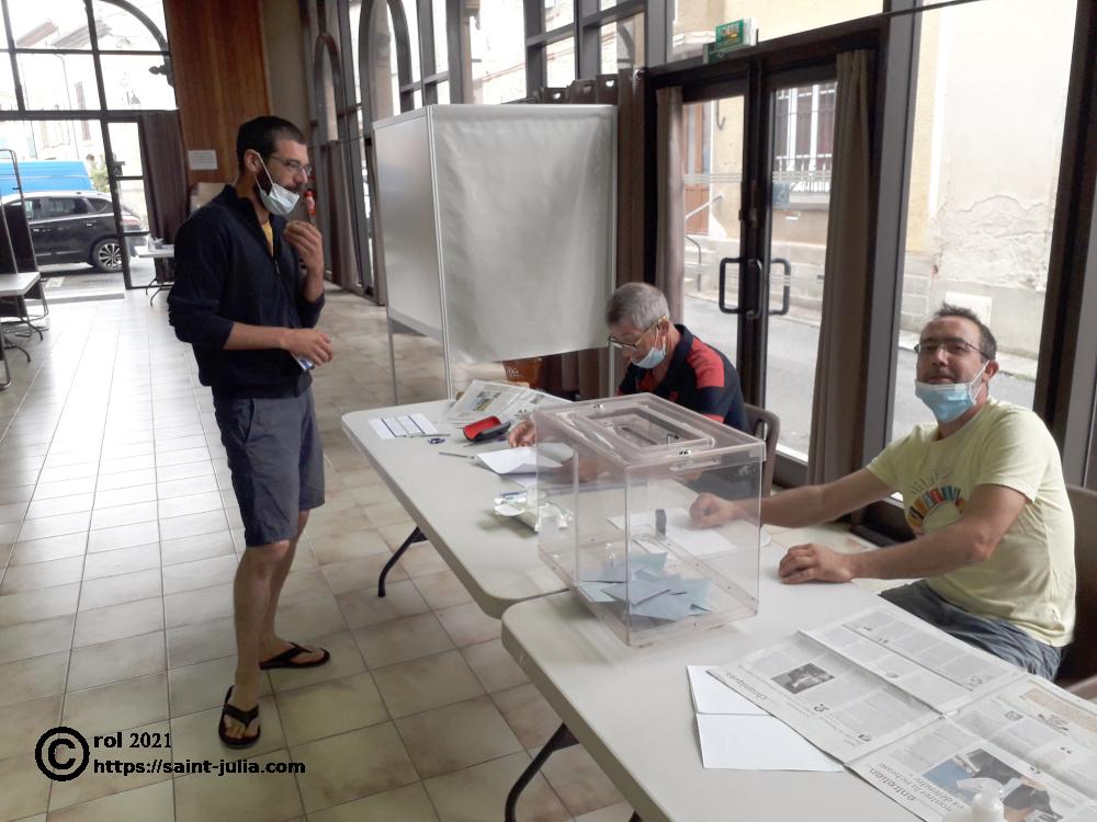 avec Julien Cournou, les scrutateurs s'activent